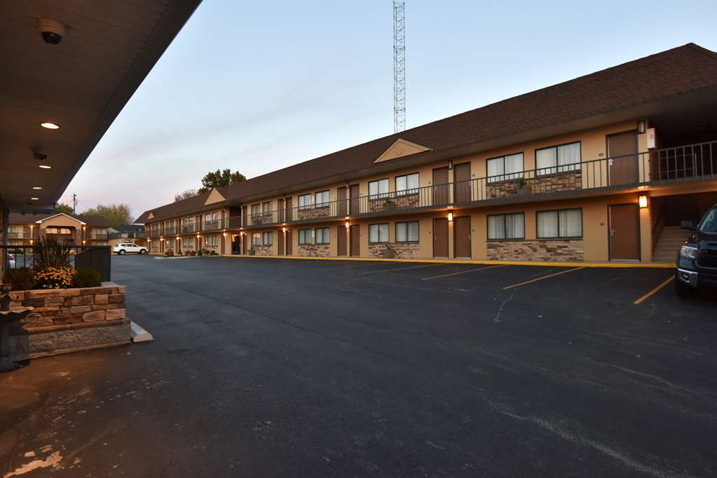 Best Western Winchester Hotel Exterior photo